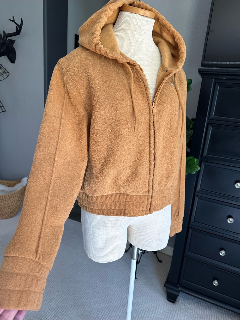 Puma women’s tan zip-up cropped terrycloth hoodie jacket, size large - Picture 7 of 12